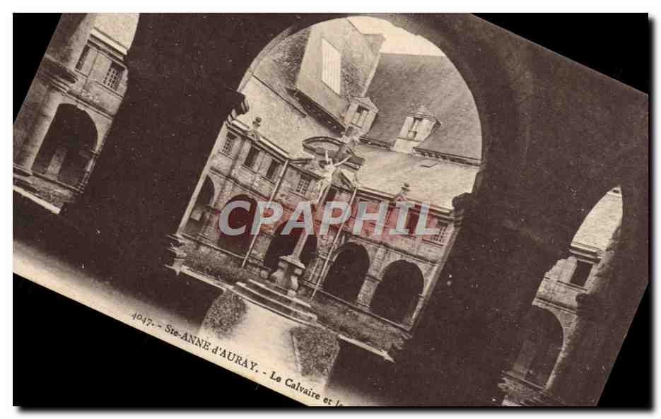 CPA Ste Anne d'Auray Le calvaire et le cloitre Christ
