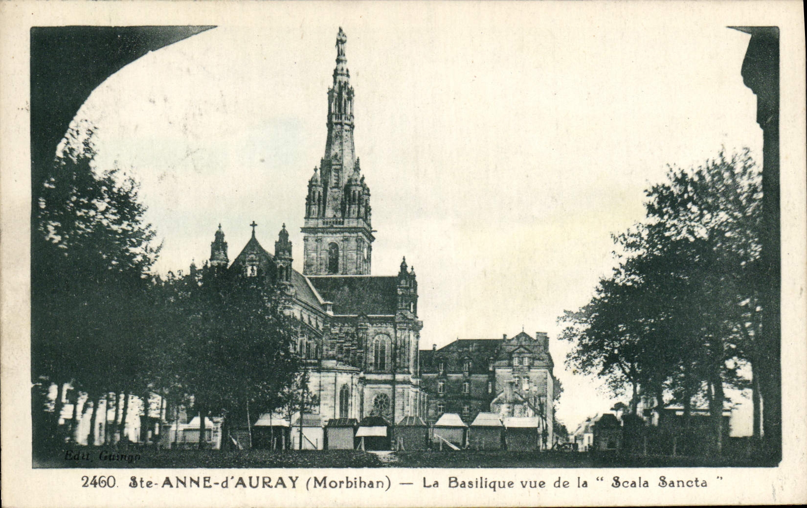 CPA Ste Anne d'Auray La Basilique Vue de la Scla Sancta