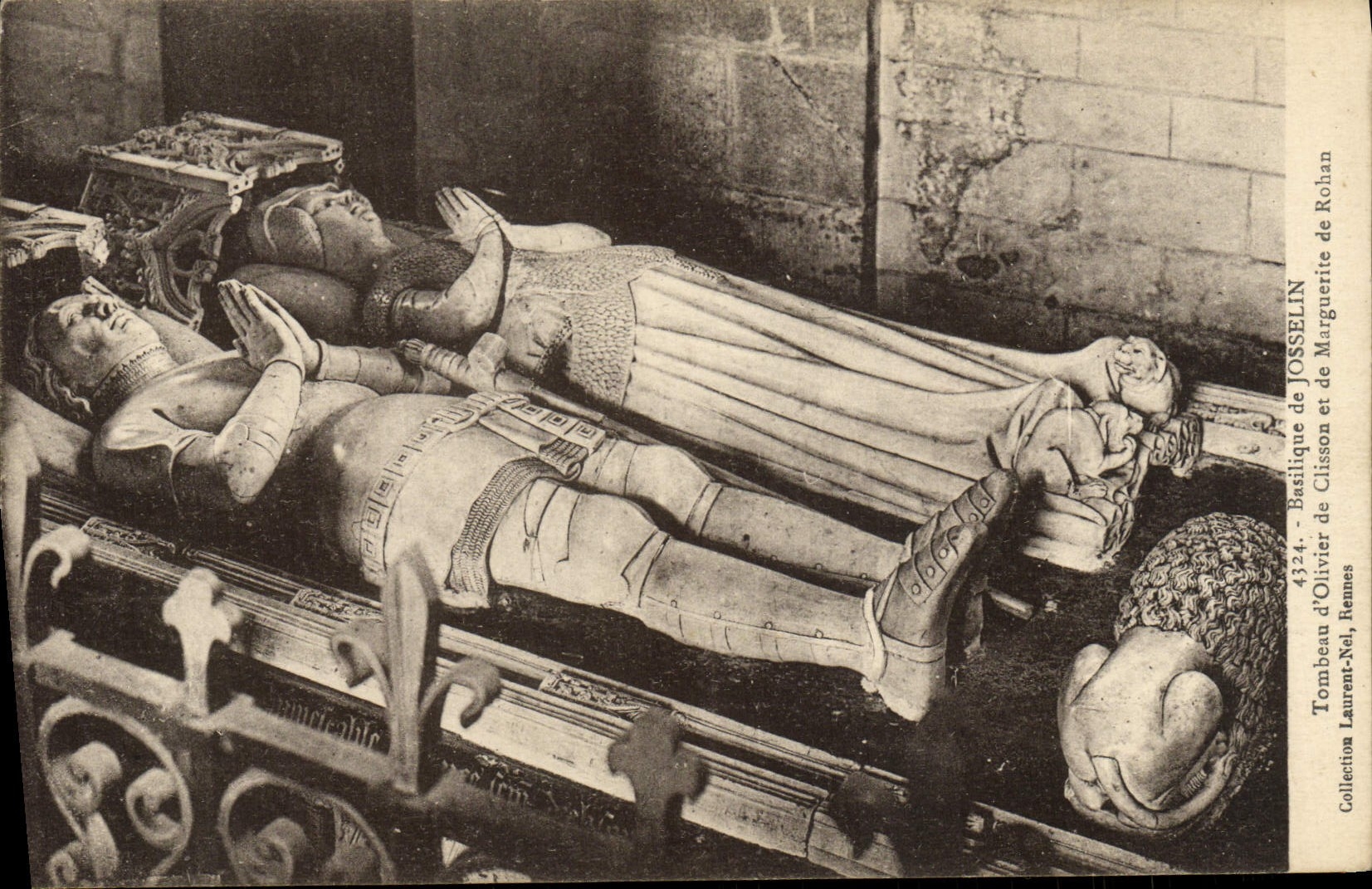 Tombeau d'Olivier de Clisson et de Marguerite de Rohan — Basilique de Josselin — Collection Laurent-Nel, Rennes