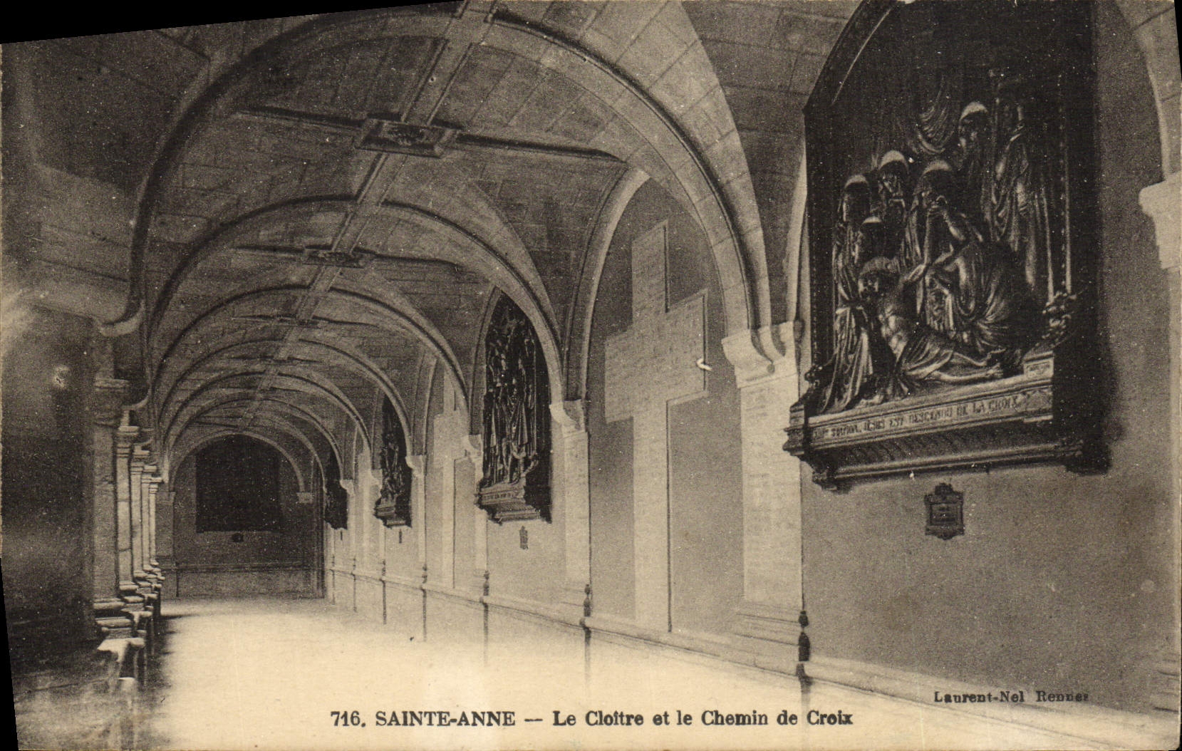 Sainte-Anne — Le Cloître et le Chemin de Croix — Laurent-Nol Rennes