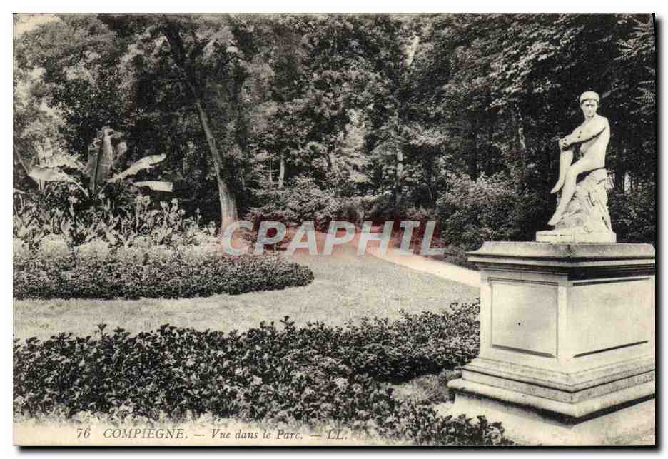 Compiegne — Vue dans le Parc — LL. n°76