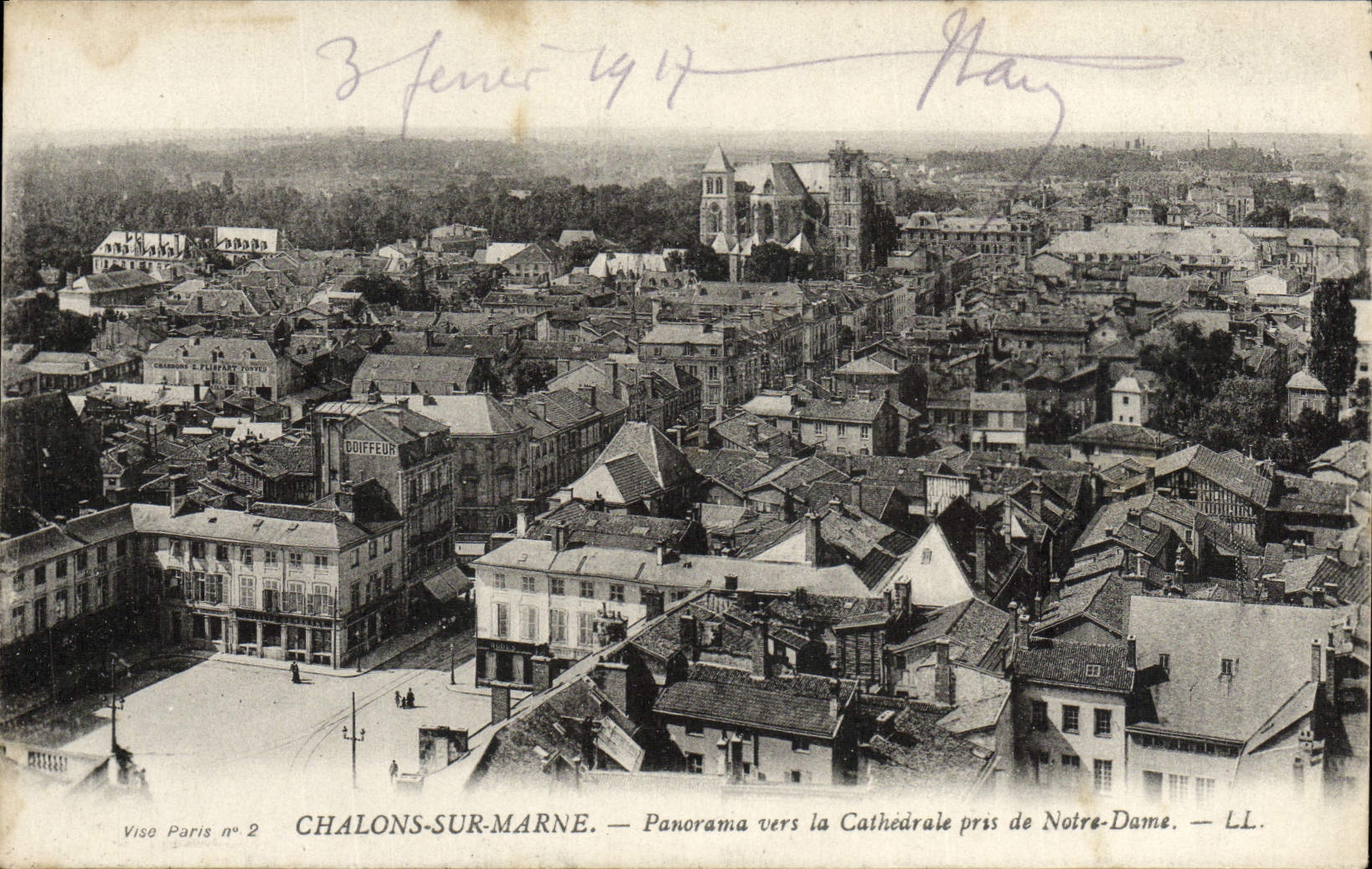 Châlons-sur-Marne — Panorama vers la Cathédrale prise de Notre-Dame — LL.