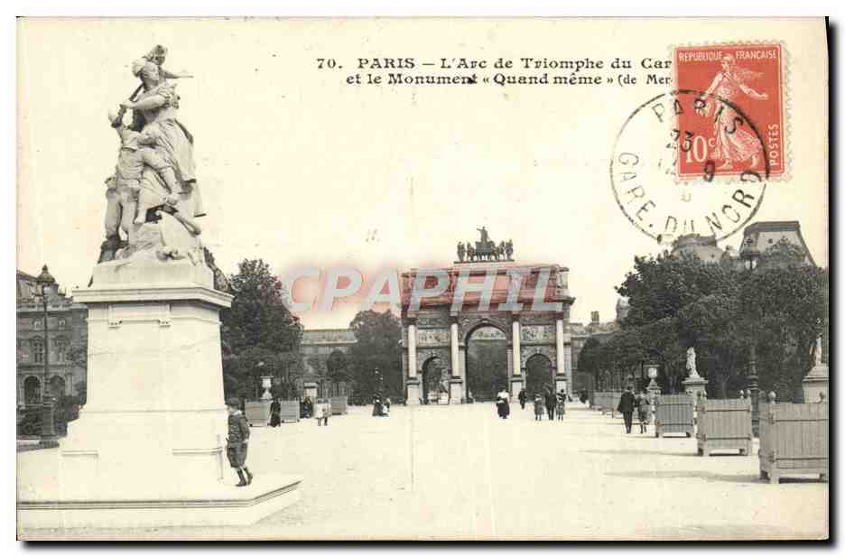 CPA Paris L'Arc de Triomphe du Car et le Monument du carrousel