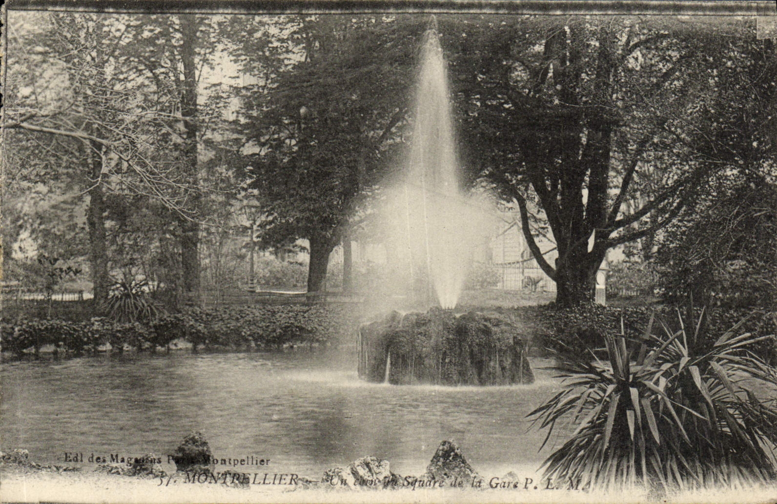 Fontaine du Square de la Gare — Montpellier — Edl des Magasins Paris