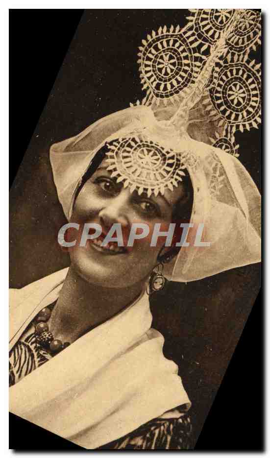 CPA Costumes de Vendee Jolie coiffe sablaise Folklore