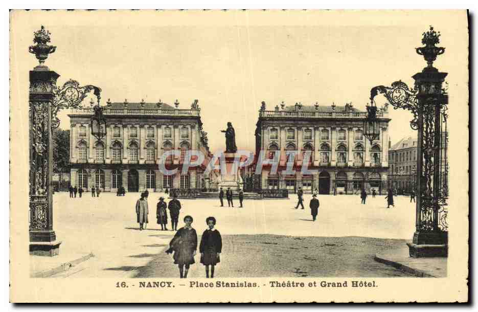 CPA Nancy Place Stanislas Theatre et Grand Hotel