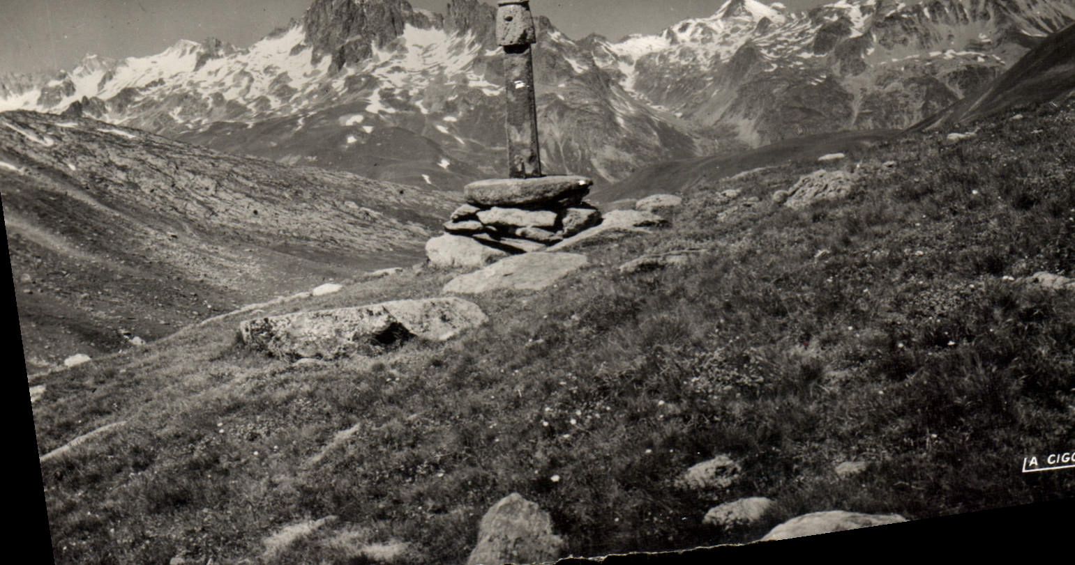 CPM Col De La Croix De Fer Les Aiguilles d'Argentieres