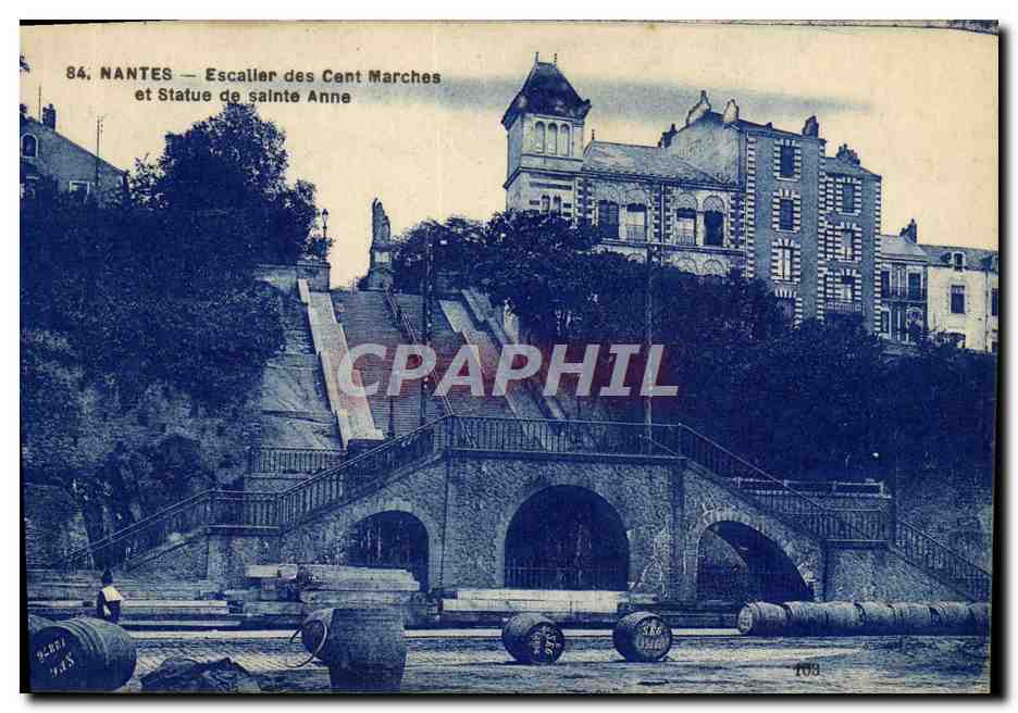 CPA Nantes Escalier Des Cent Marches Et Statue De Sainte Anne