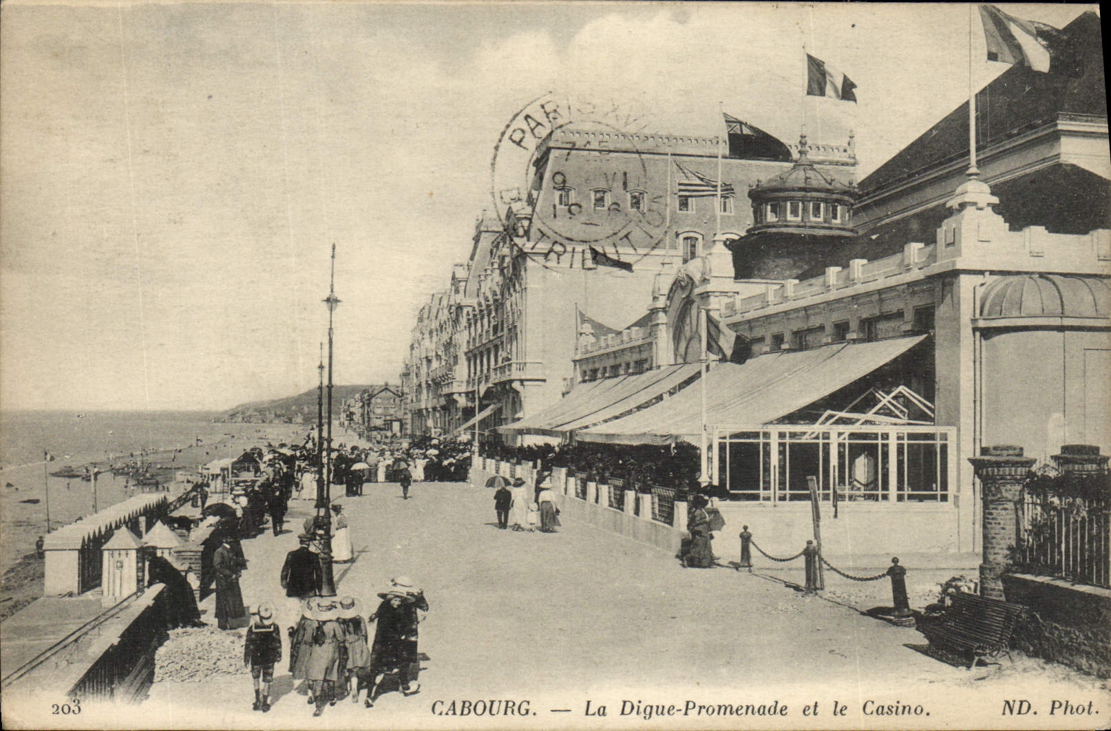 CPA Cabourg La Digue Promenade Et Le Casino