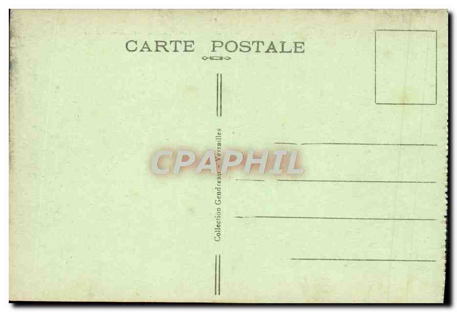CPA Versailles La Facade Du Palais — Verso