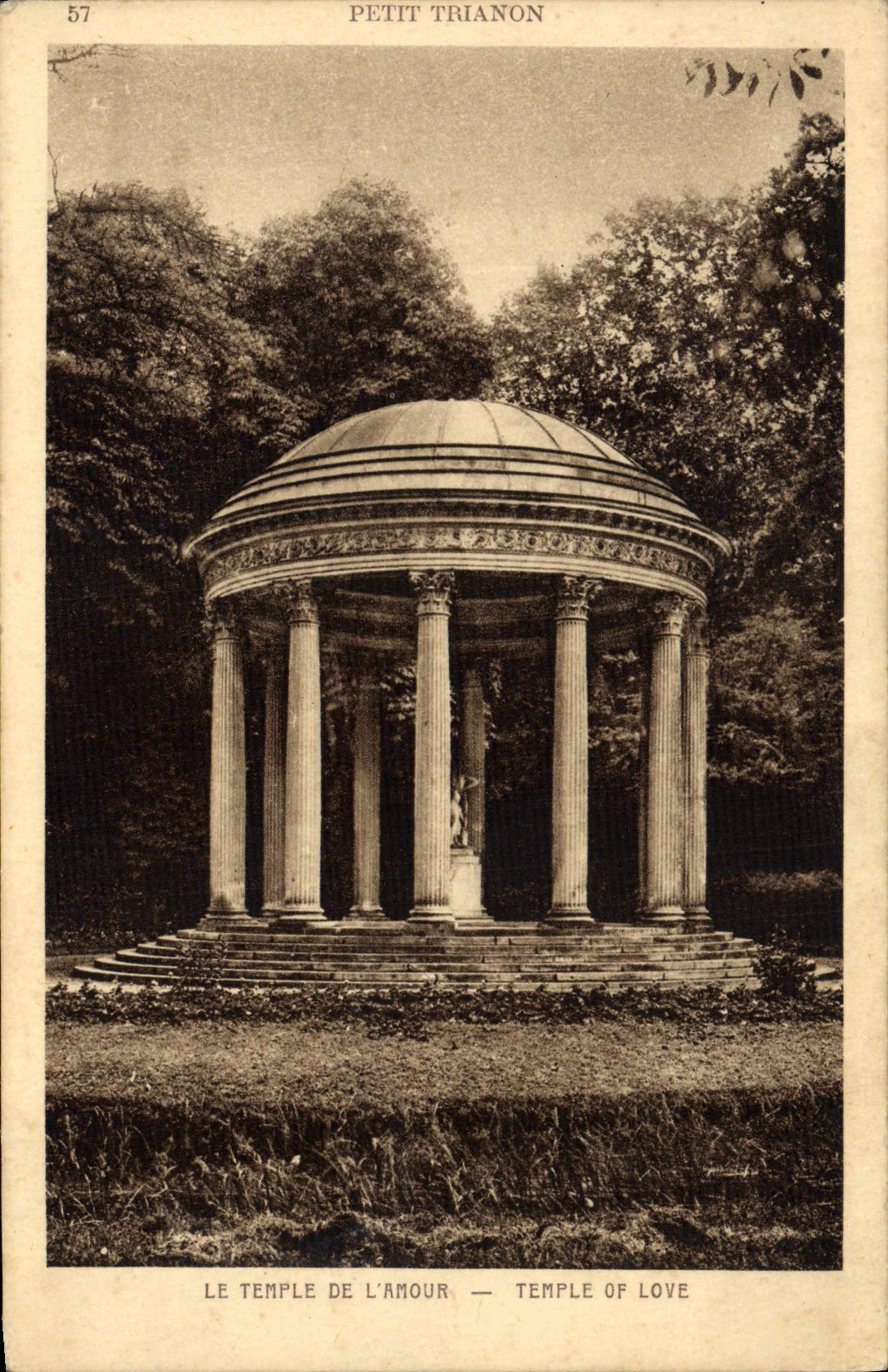 CPA Petit Trianon Le Temple De L'Amour Versailles