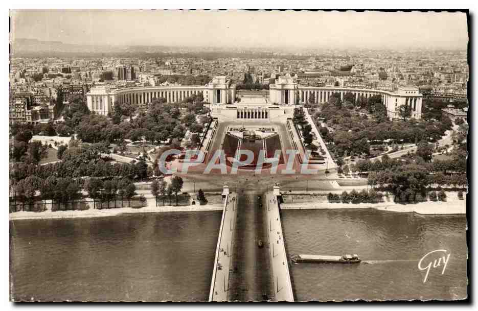 CPM Paris Et Ses Merveilles Les Jardins Du Trocadero Et Le Palais De Chaillot