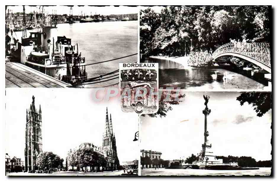 CPM Souvenir de Bordeaux La Rade Bateau Jardin public Pey Berland Girondins