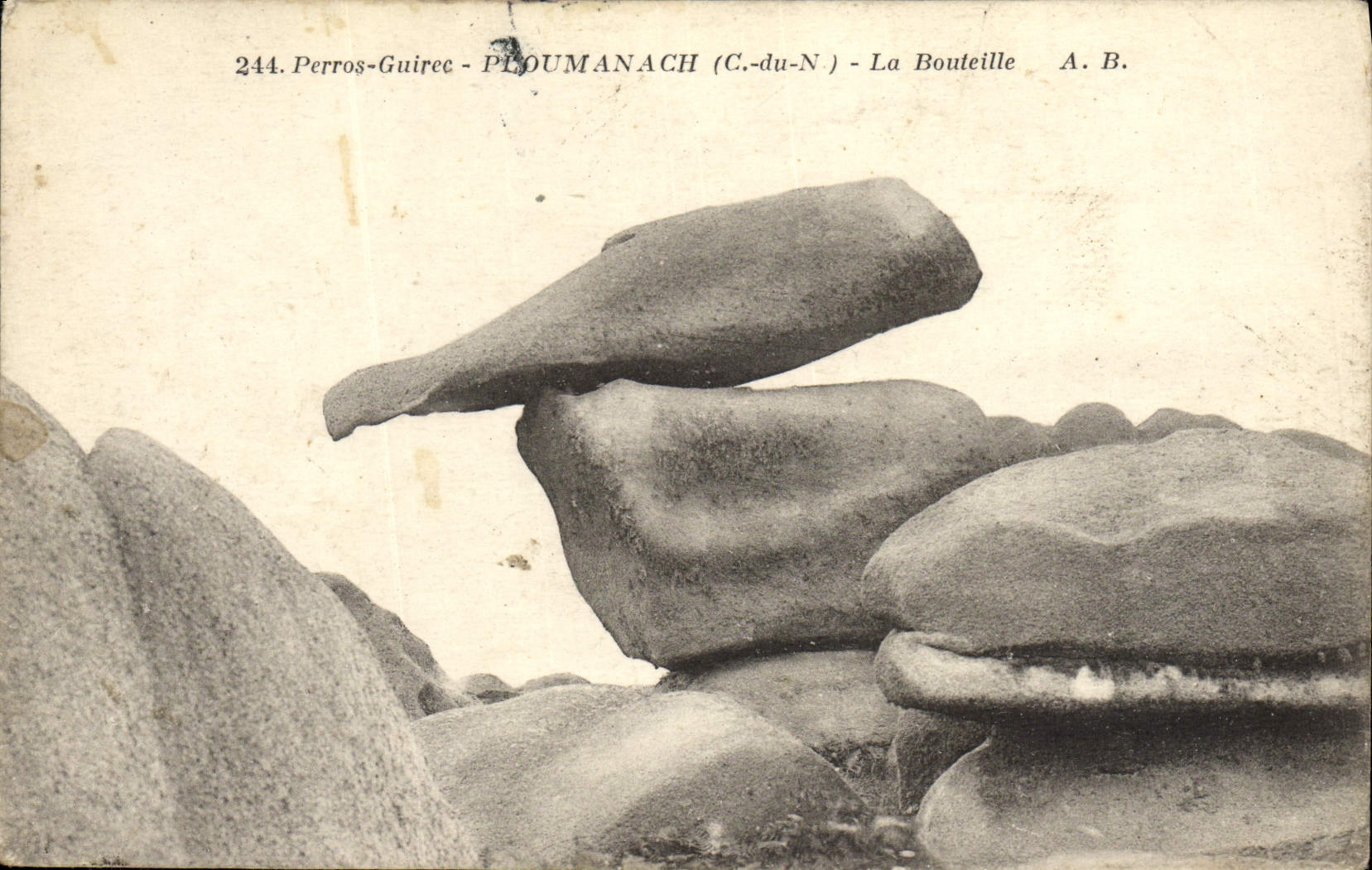 Die Flasche - Perros-Guirec (C.-du-N.) - A. B.