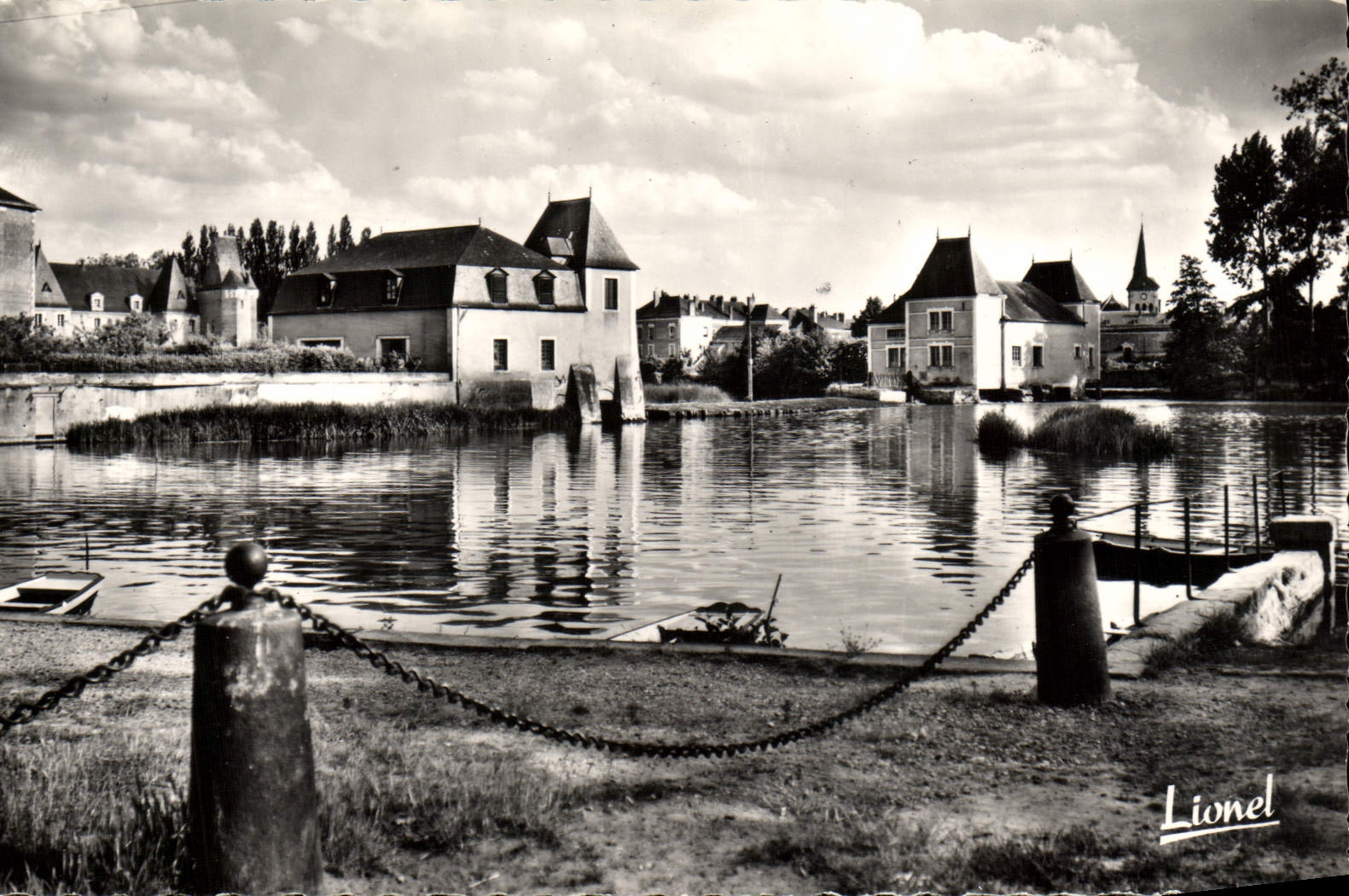 Les bords du Loir — vers le barrage de Poil — Lionel