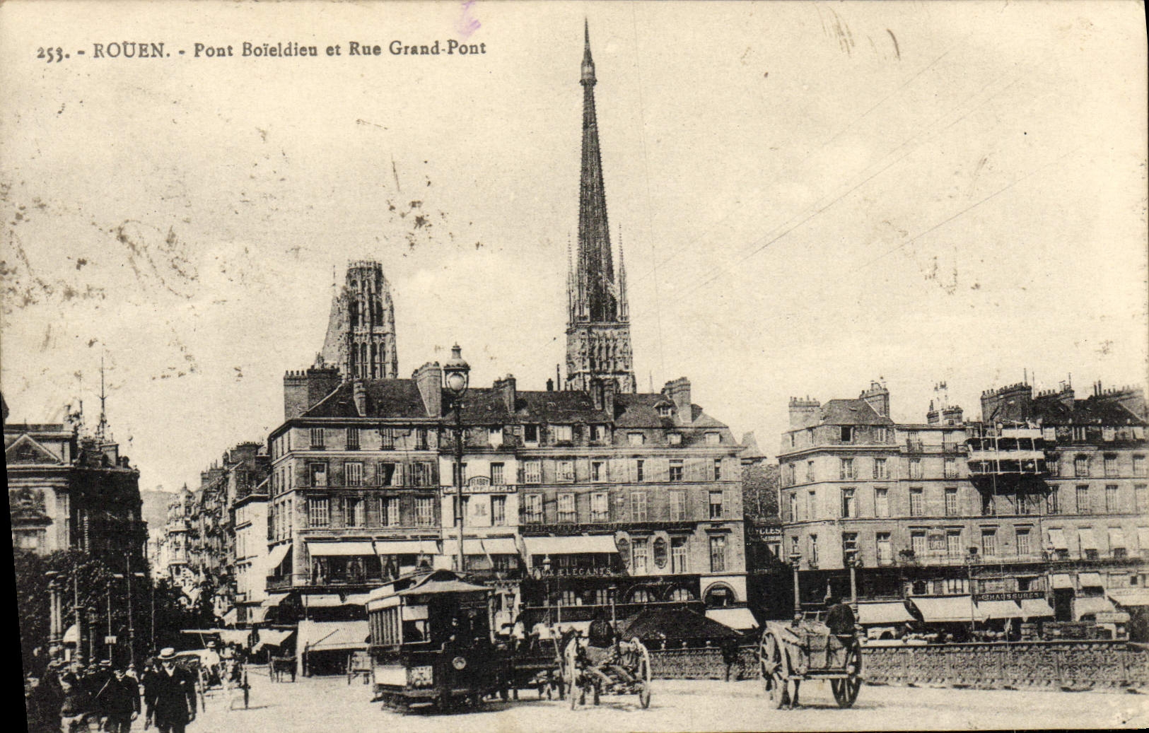 CPA Rouen Pont Boieldieu et Rue Grand Pont Tramway