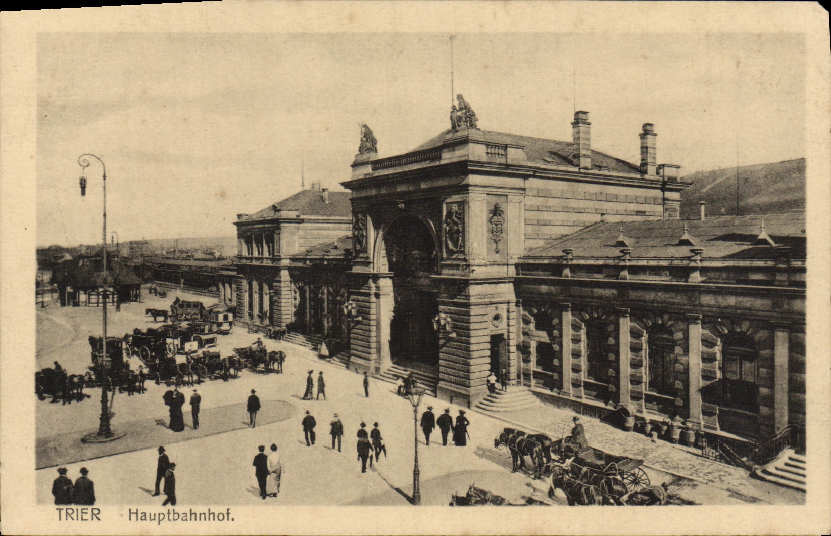 Trier — Hauptbahnhof — Institut für Schädlingskunde