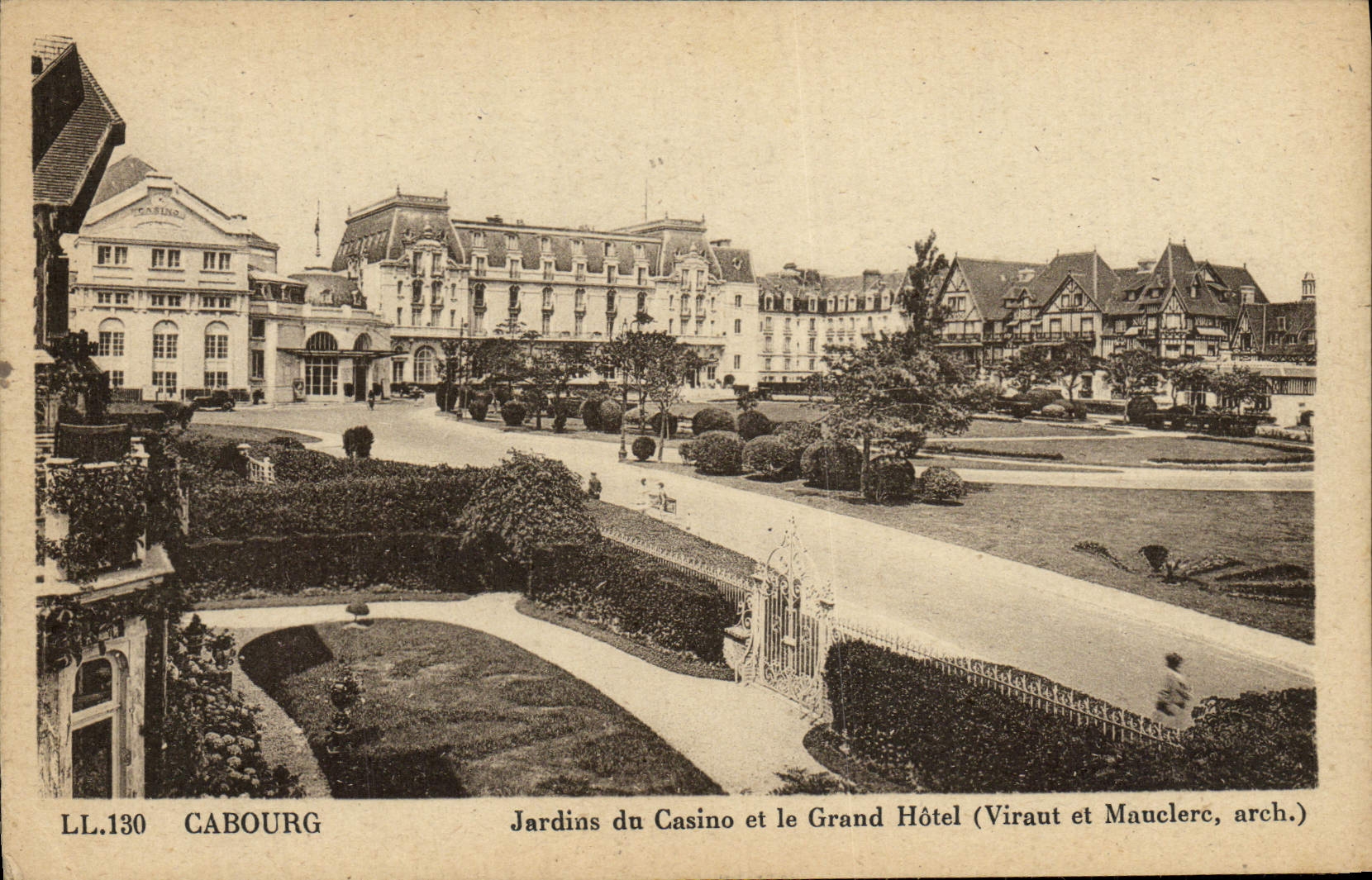 Cabourg — Jardins du Casino et le Grand Hôtel — Viraut et Mauciere, arch.