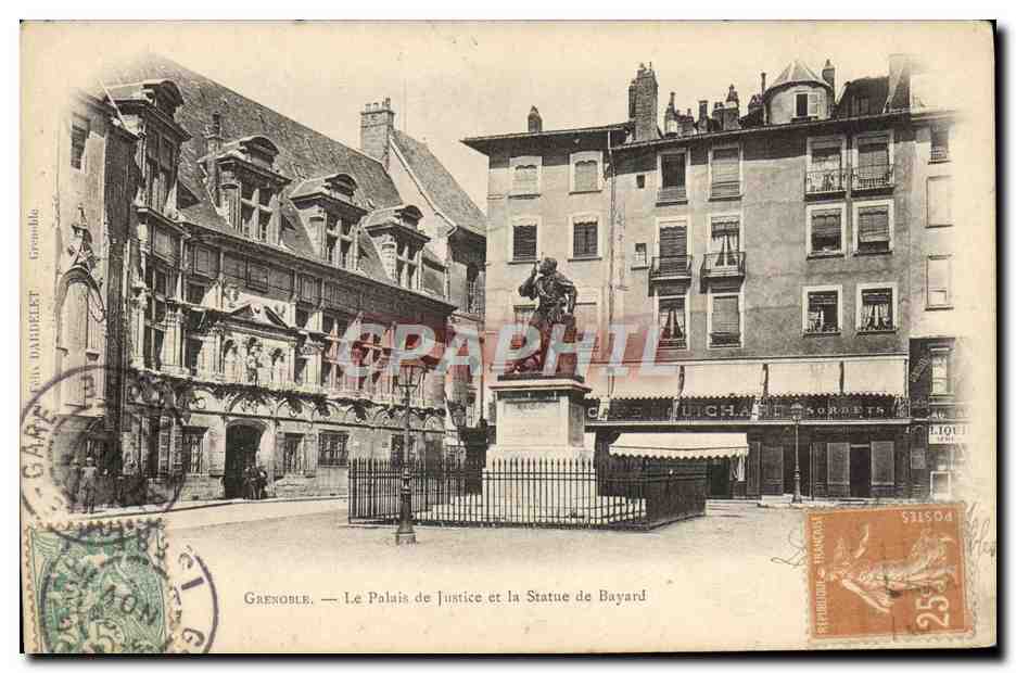CPA Grenoble Le Palais De Justice Et La Statue De Bayard