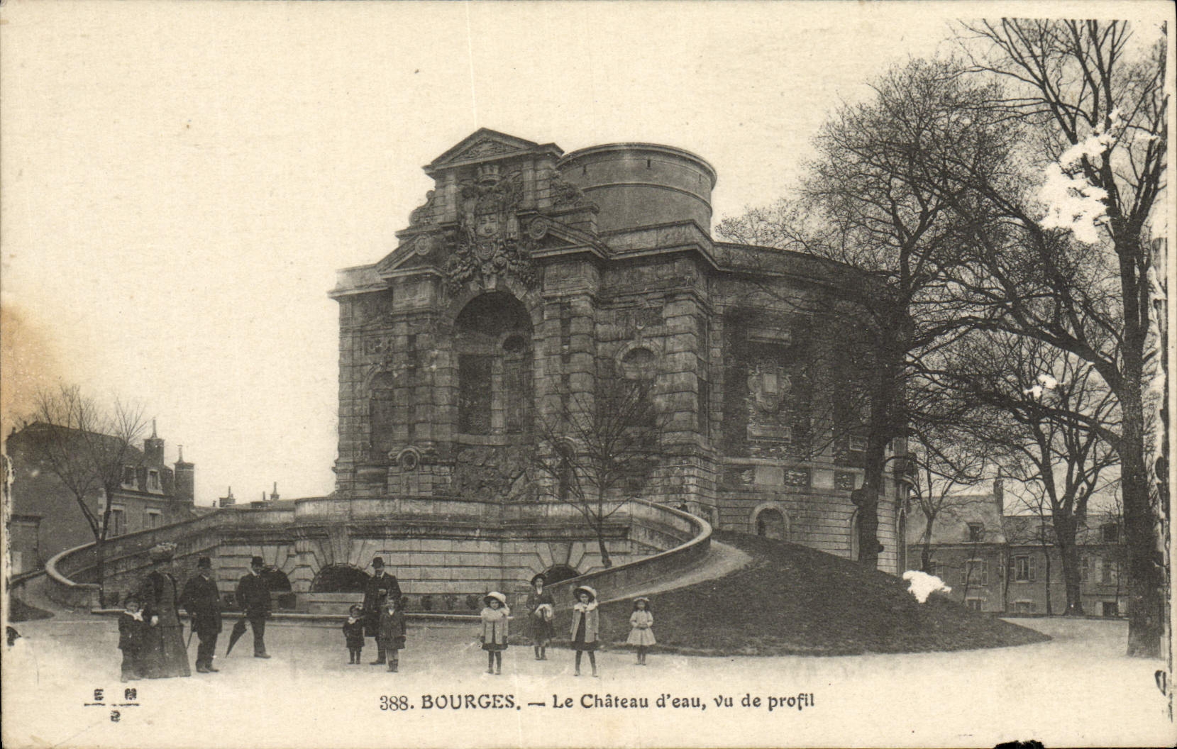 Bourges — Le Château d'eau, vu de profil — Cartes Postales no Gros, E. Maquaire