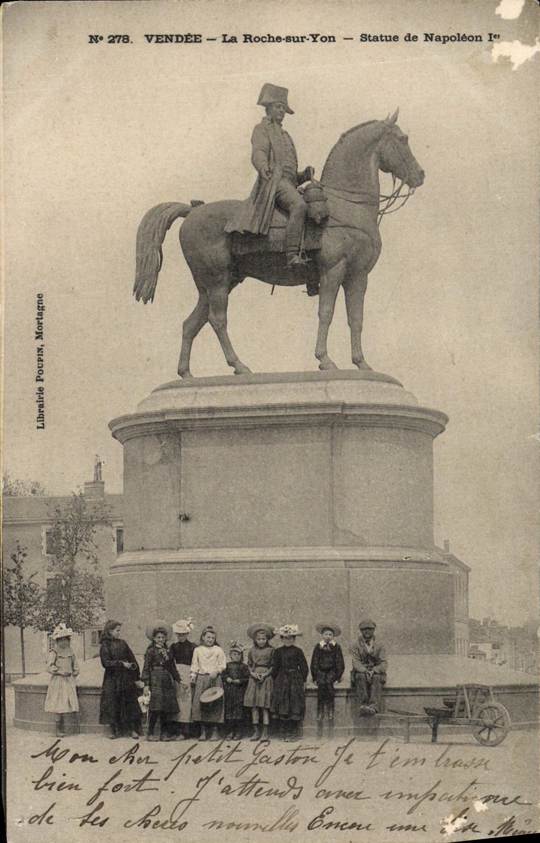 CPA Vendee La Roche Sur Yon Statue De Napoleon 1er