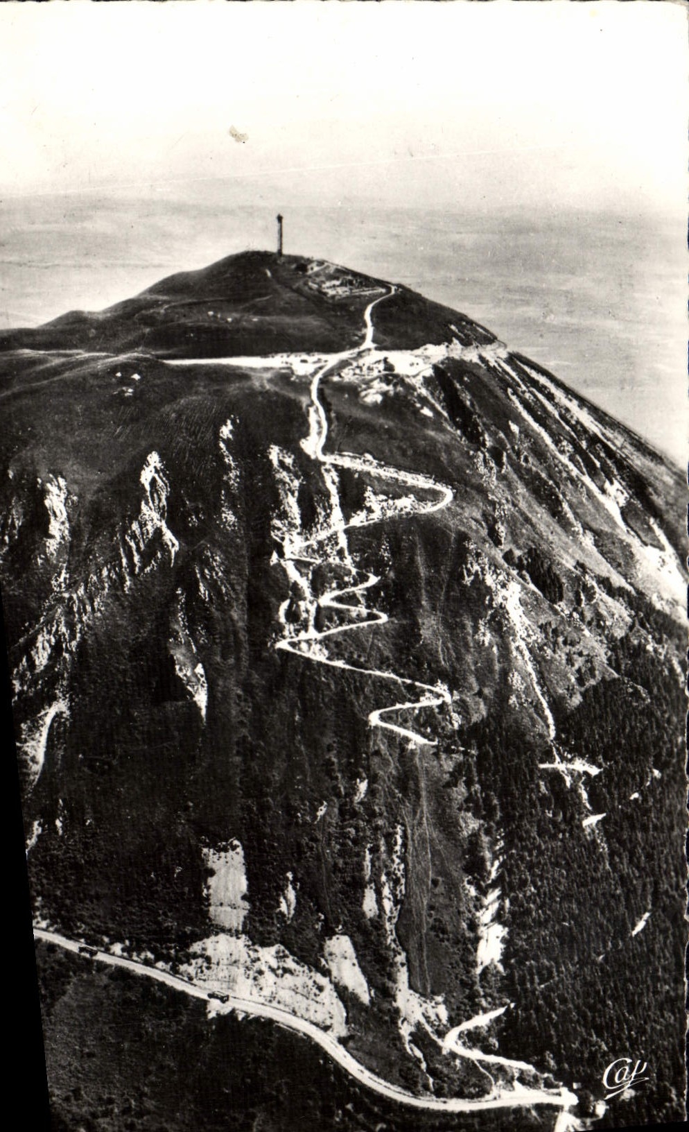 Puy de Dôme — Römische Straße und Autobahn — Cliché Plazonet