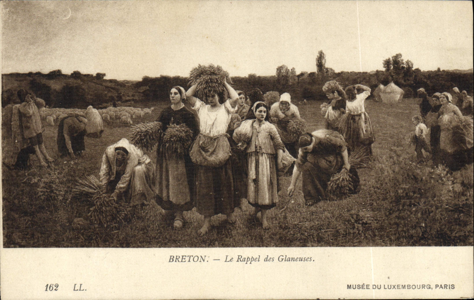 CPA Breton Le Rappel des Glaneuses Musee du Luxembourg Paris 