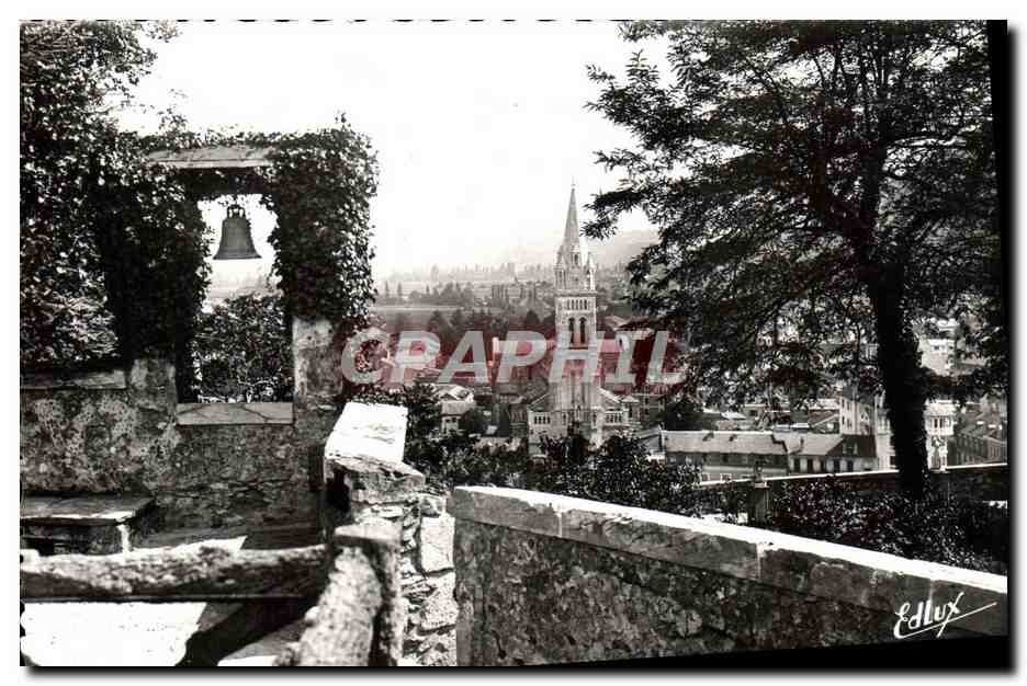 CPM Lourdes Vue prise du Chateau Fort