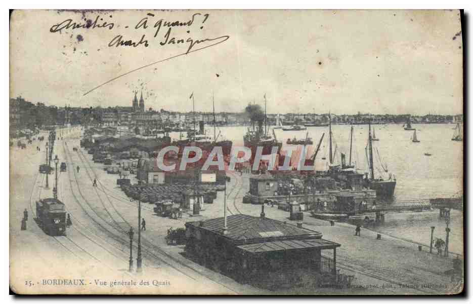 CPA Bordeaux Vue Generale Des Quais Bateaux