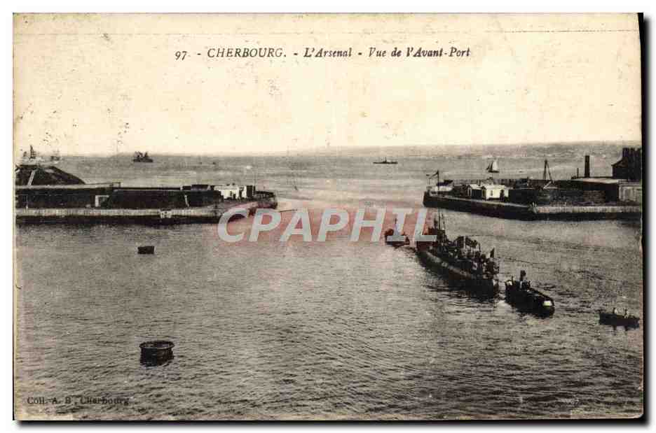 CPA Cherbourg L'Arsenal Vue De L'Avant Port Bateaux