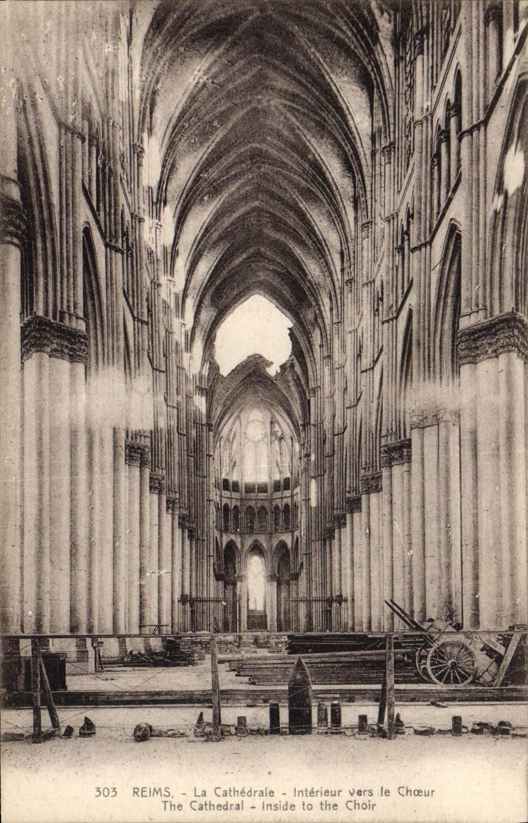 Reims - La Cathédrale - Intérieur vers le Chœur