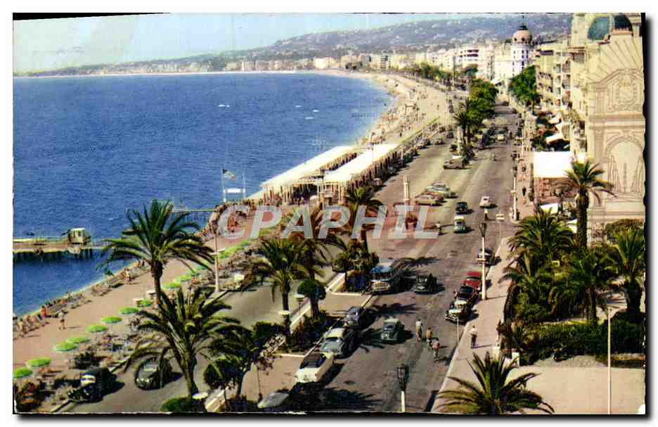 CPM Nice La Promenade des Anglais et la Baie des Anges