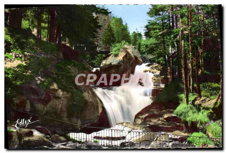 CPM Cauterets Cascade du Cerisey sur la route du pont d'Espagne