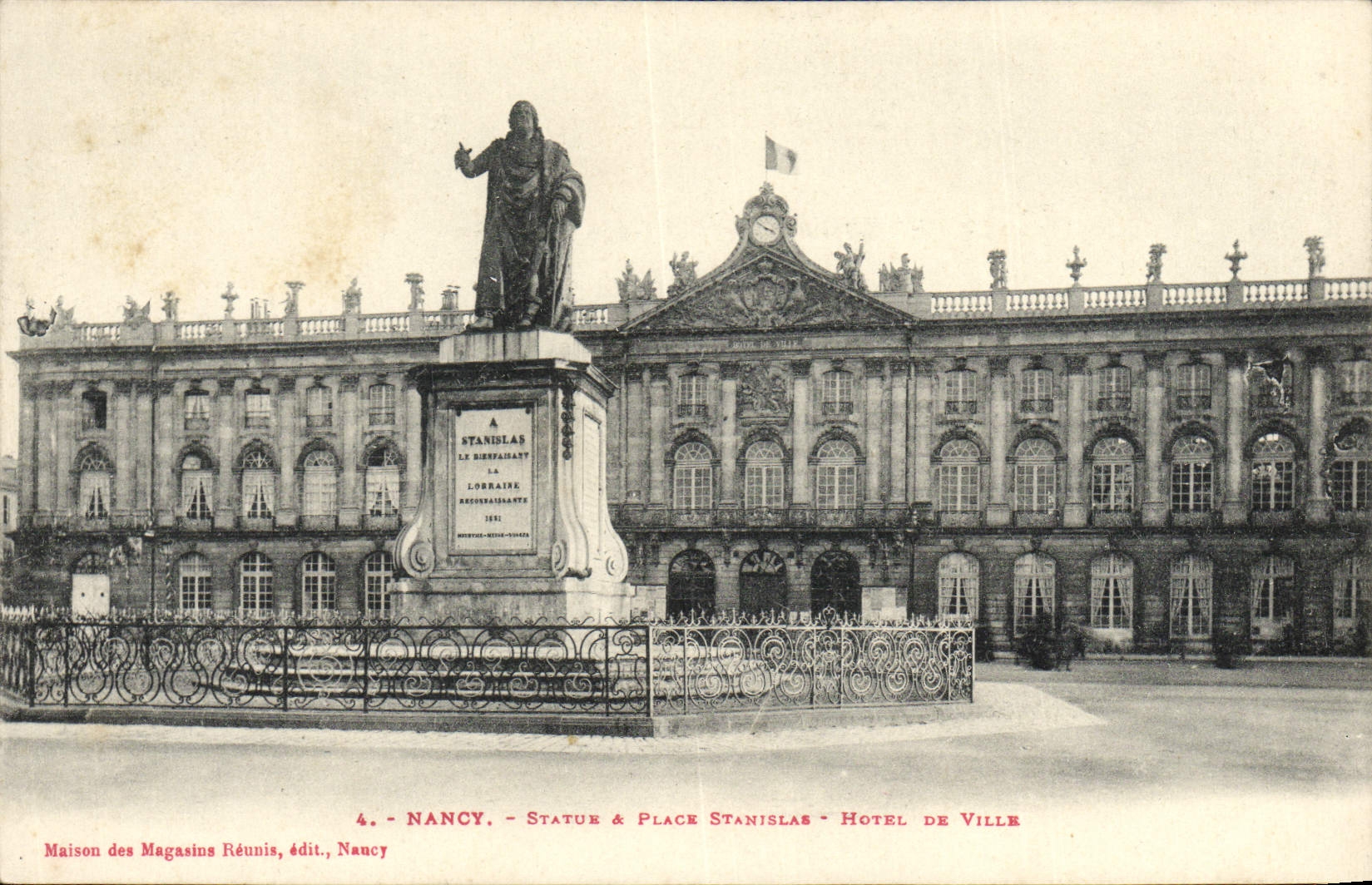 Nancy - Statue & Place Stanislas - Hôtel de Ville