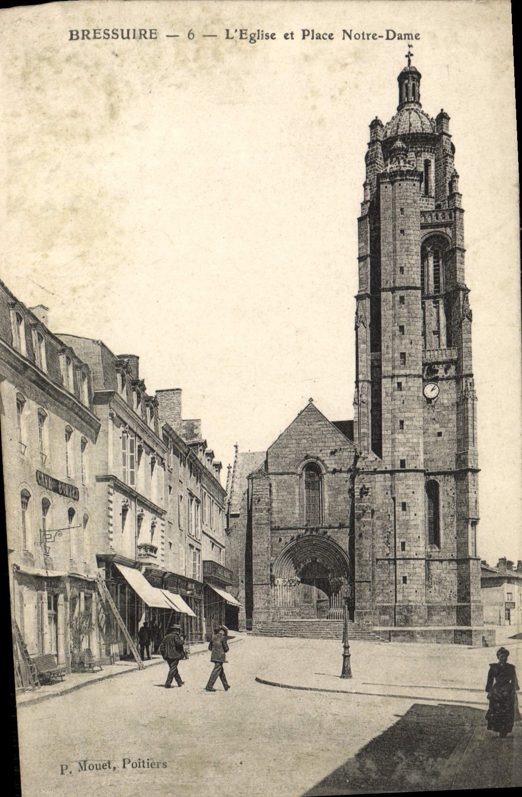 CPA Bressuire L'Eglise Et Place Notre Dame
