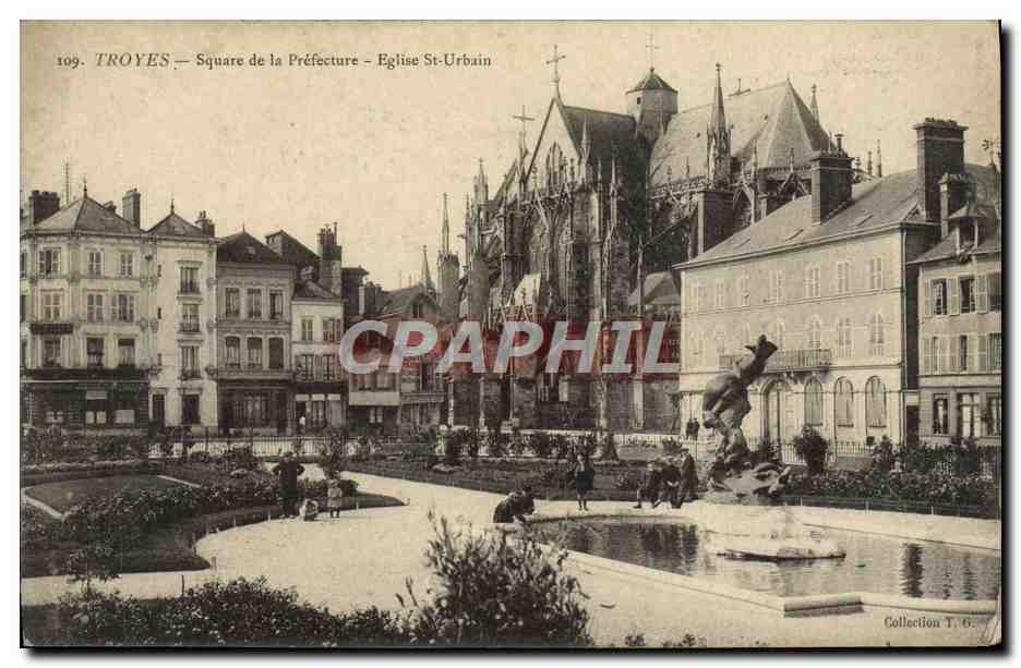CPA Troyes Square De La Prefecture Eglise St Urbain