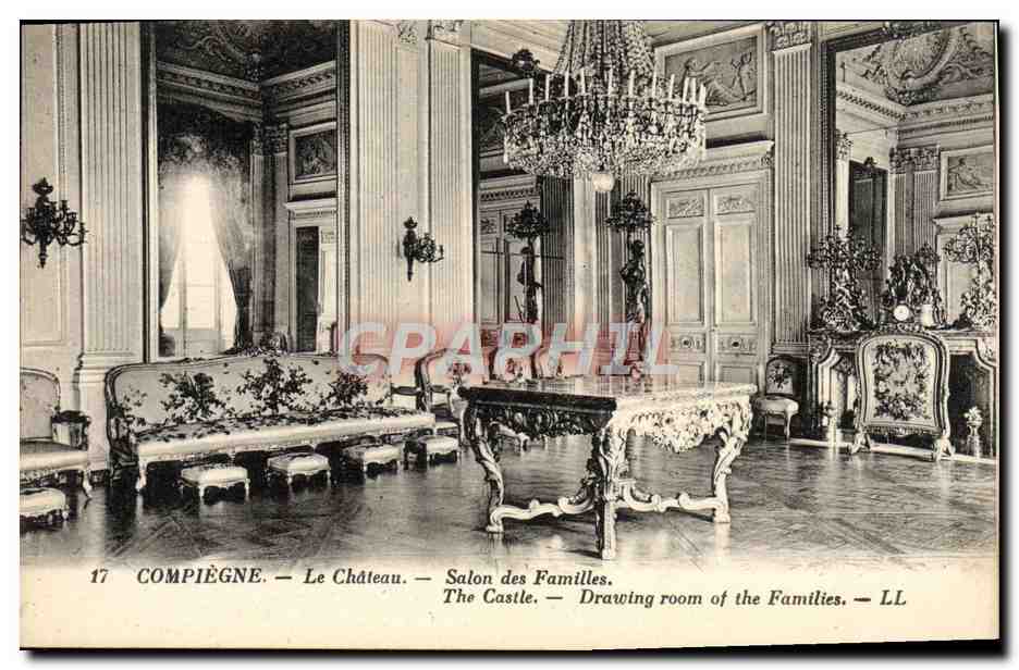 CPA Compiegne Le Chateau Salon Des Families 