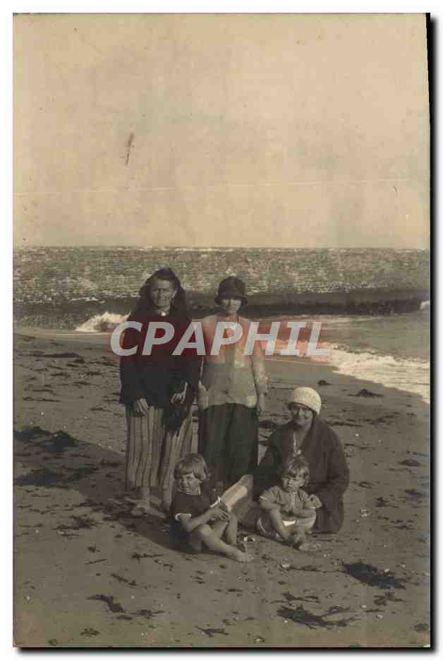 CARTE PHOTO Femmes Enfants a la plage 