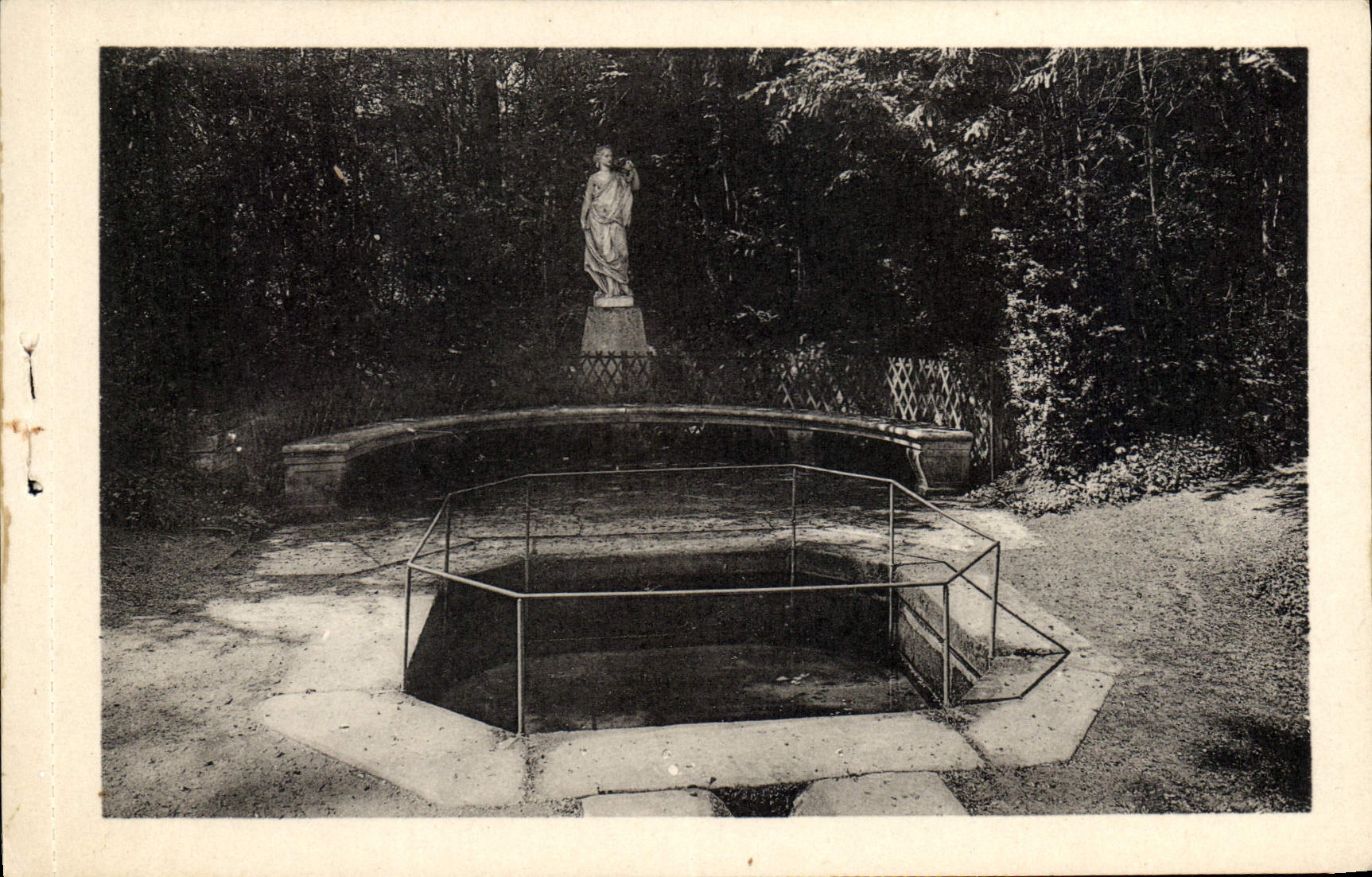 Fontaine de Belleau — Schloss Fontainebleau — n°46