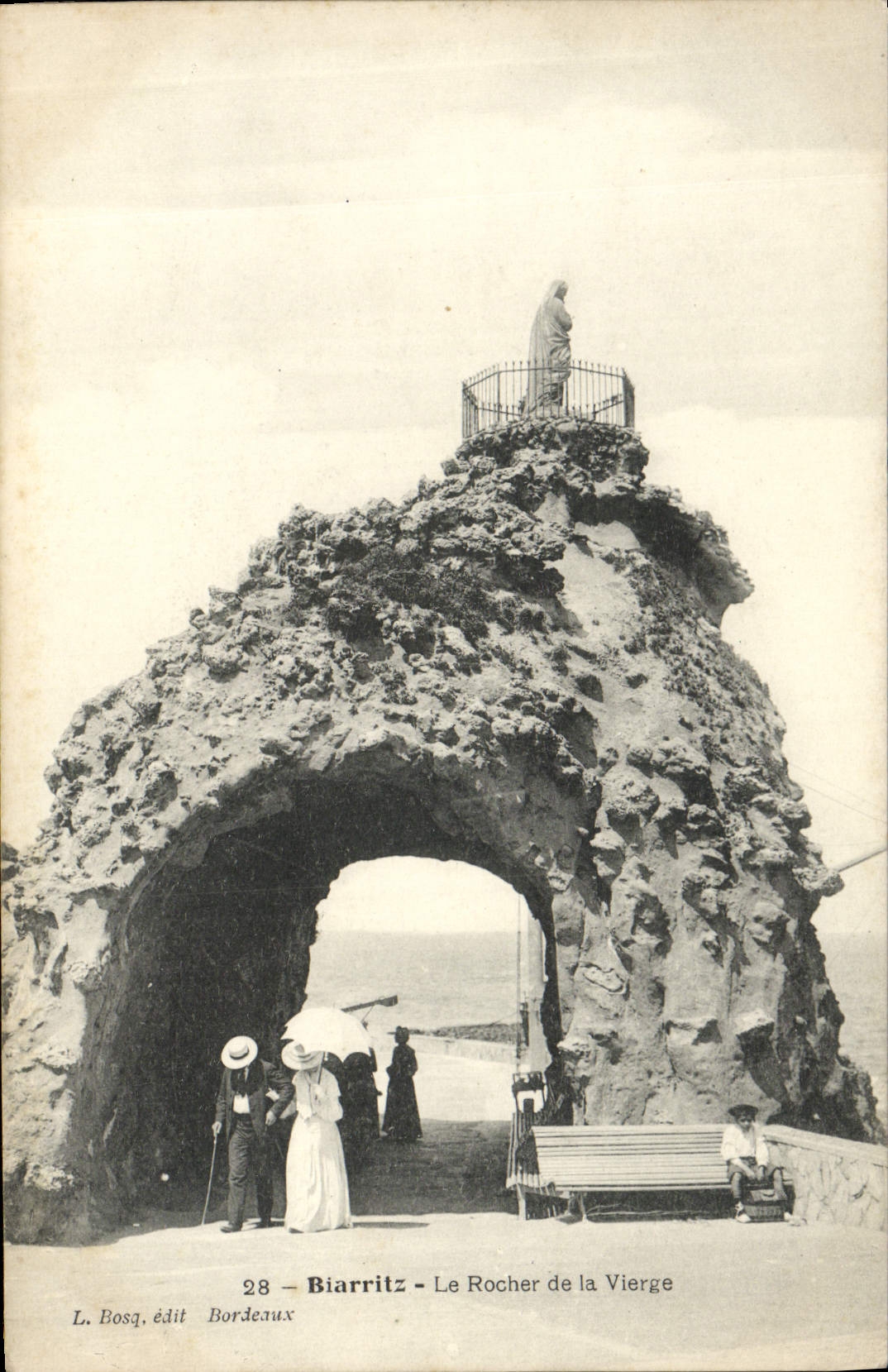 CPA Biarritz Le Rocher De La Vierge