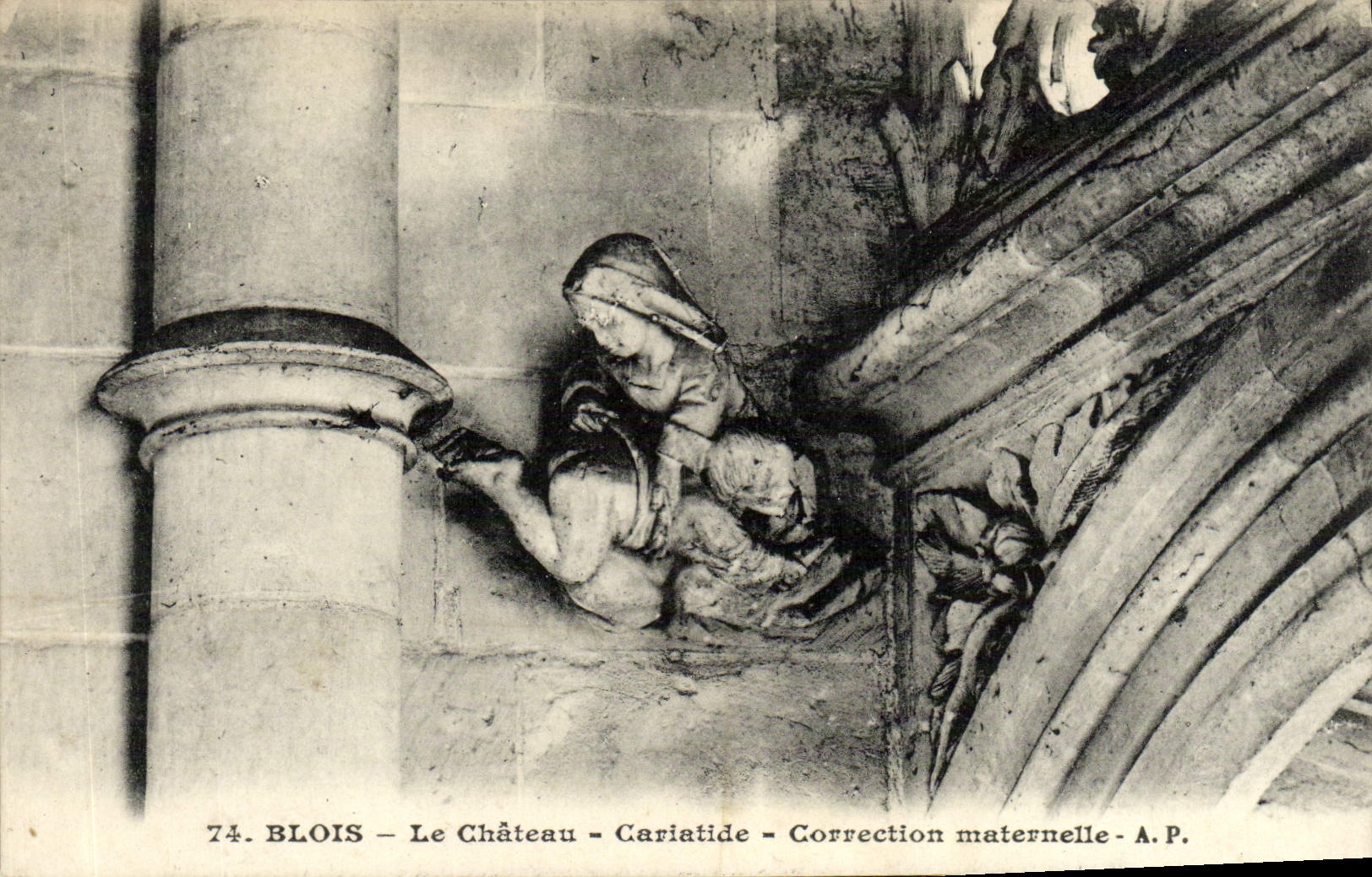 CPA Blois Le Chateau Cariatide Correction Maternelle