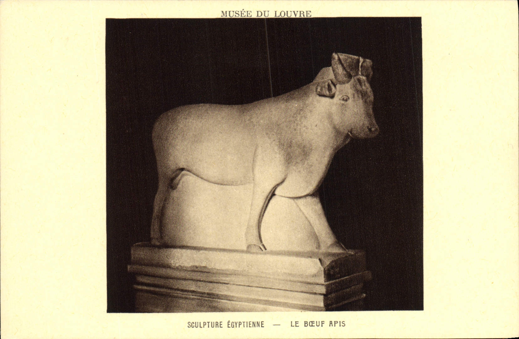 Musée du Louvre — Sculpture égyptienne : le Bœuf Apis — Braun & Cie, Paris