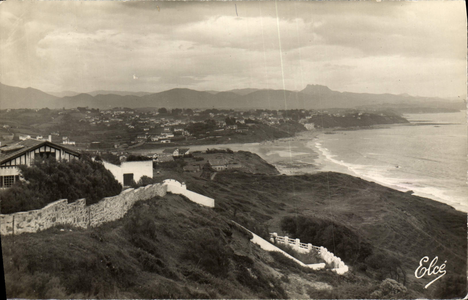 CPM Bidart Vue Sur La Plage Et Sur Guethary Au Fond Les 3 Couronnes