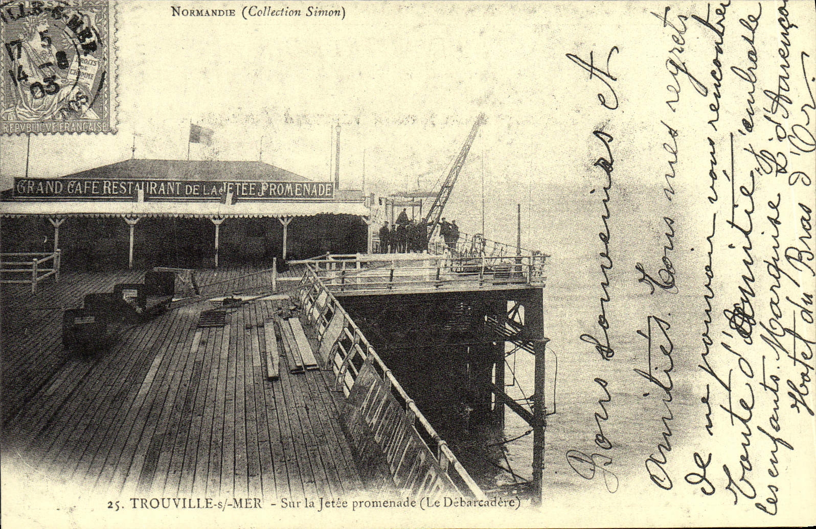 Trouville-sur-Mer — Sur la Jetée promenade (Le Débarcadère) — Collection Simon