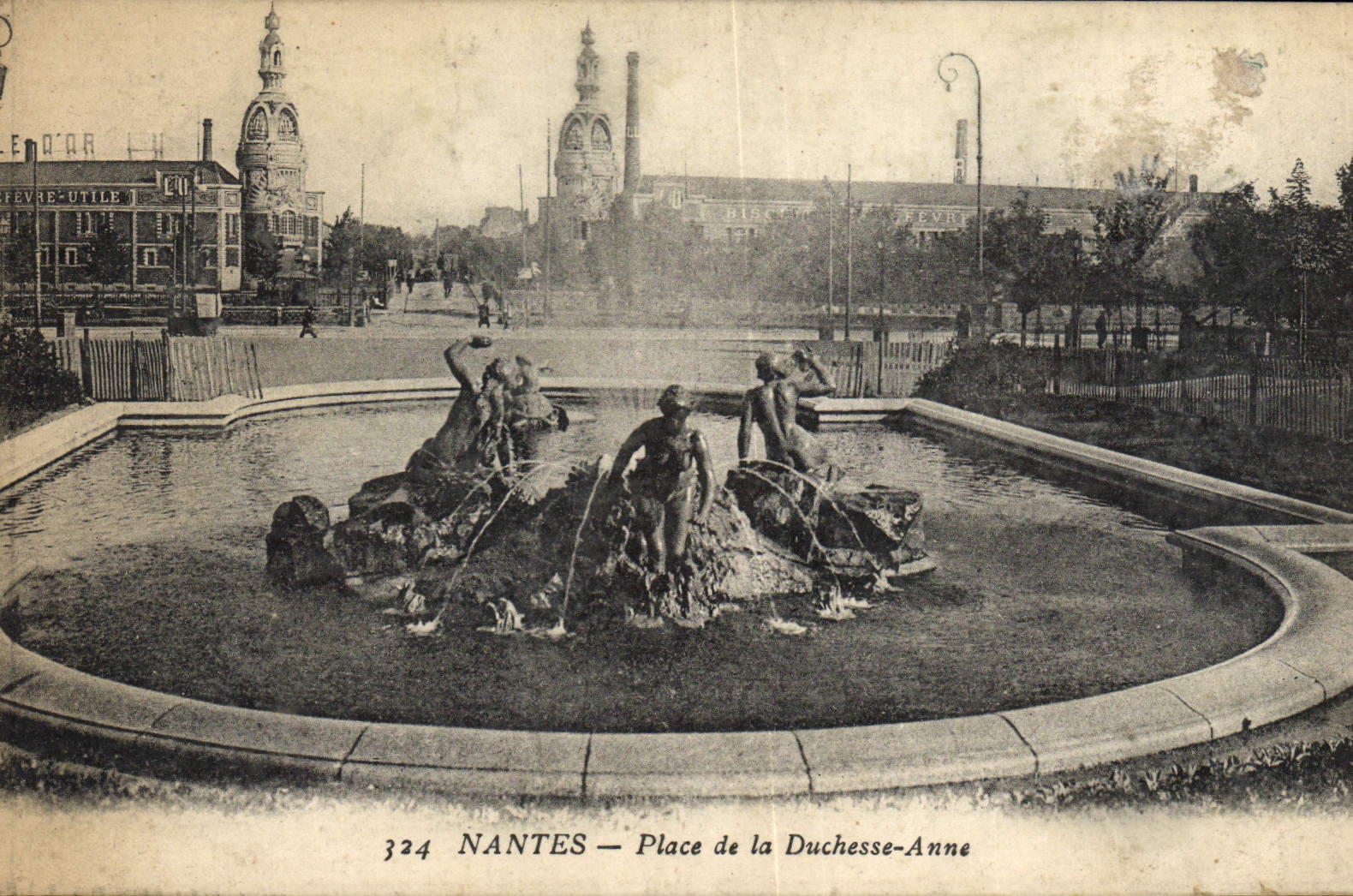 CPA Nantes Place de la Duchesse Anne