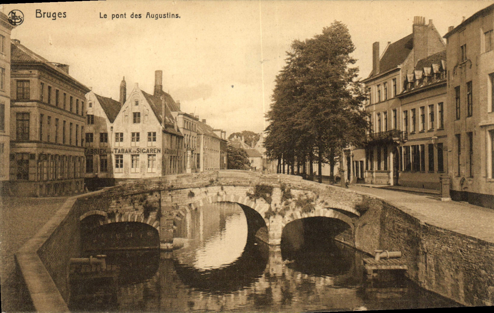 CPA Bruges Le Pont des Augusllins
