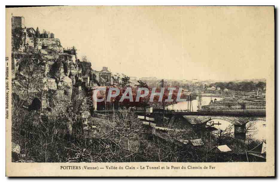 CPA Poitiers Vallee du Clain Le Tunnel et le Pont du Chemin de Fer