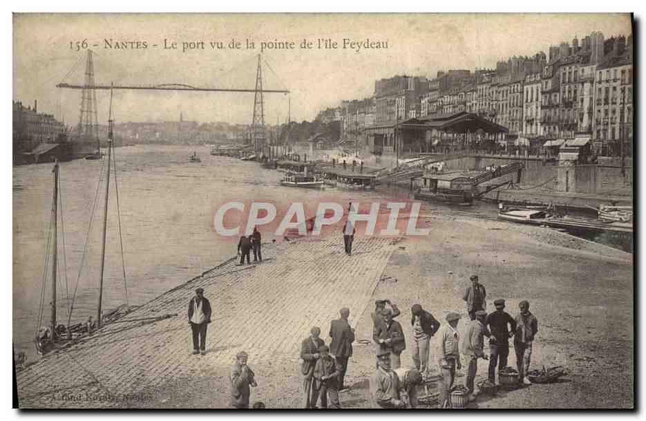 CPA Nantes Le Port Vu De De La Pointe de L'ile 