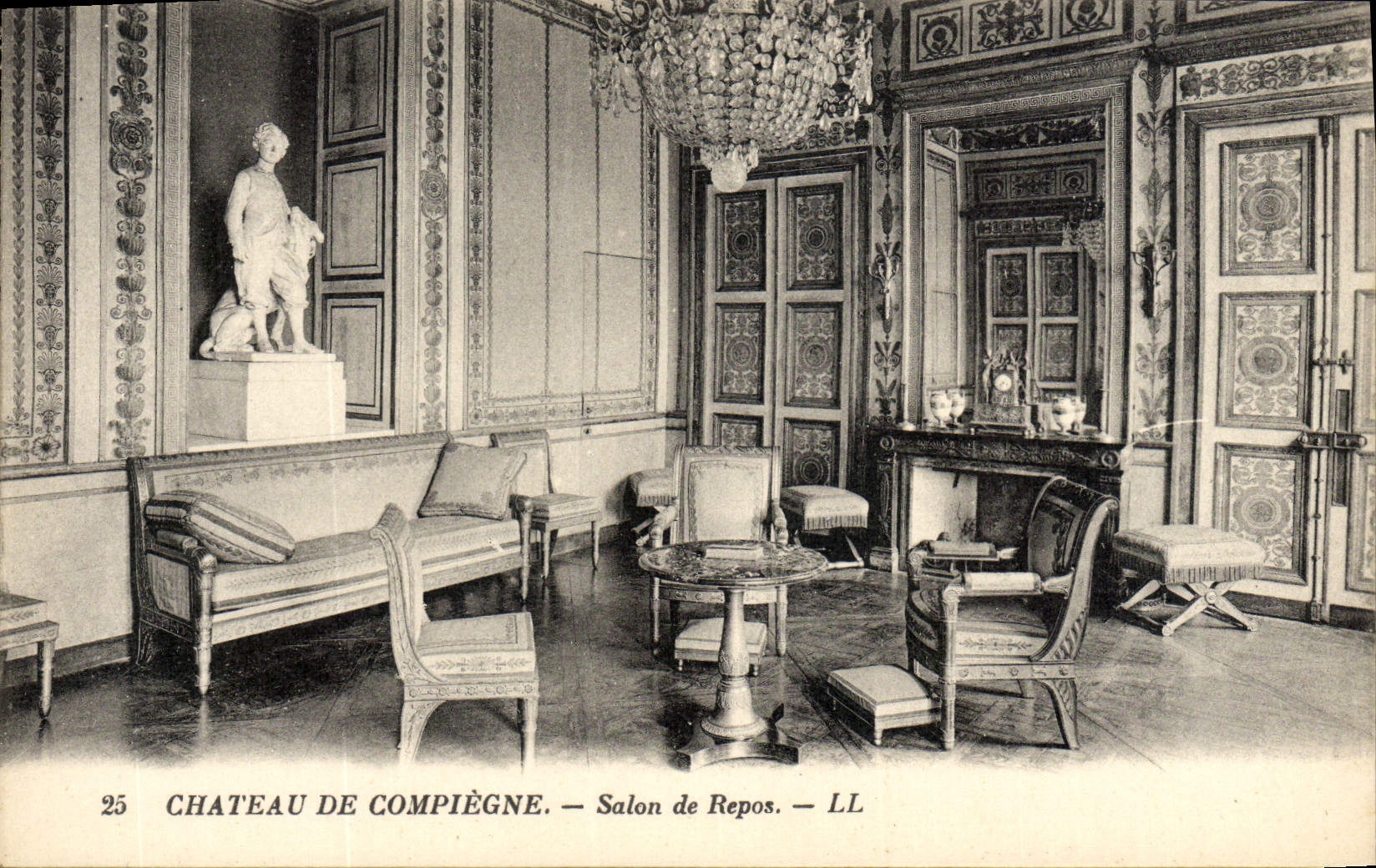 Château de Compiègne — Salon de Repos — LL