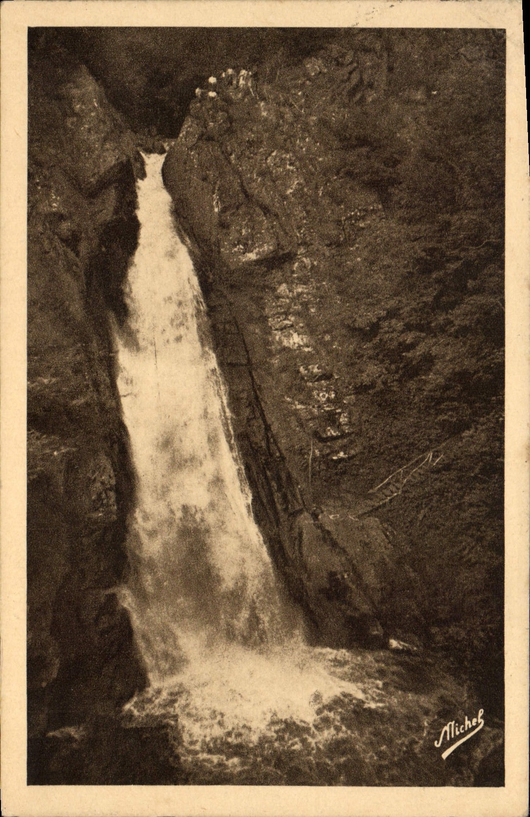 CPA La Correze Touristique Cascade De Gimel La queue De cheval